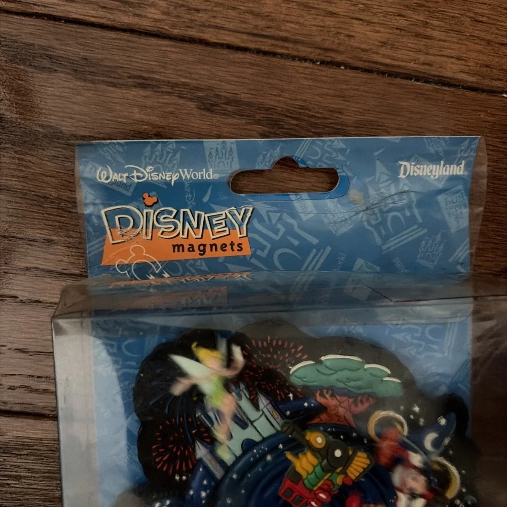 RARE –‎ DISNEY 3D MAGNET WORLD DISNEY WORD 